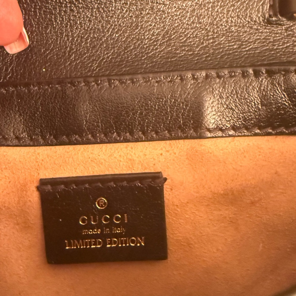Gucci Mini GG Marmont Calfskin Leather Crossbody shoulder Bag Limited Edition - Picture 6 of 17